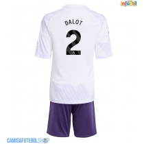 Camisa de time de futebol Manchester United Diogo Dalot #2 Replicas 2º Equipamento Infantil 2025-26 Manga Curta (+ Calças curtas)